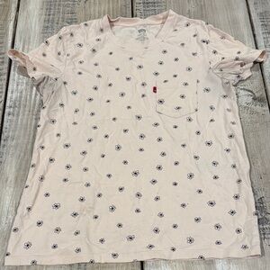Levi's Pale Pink Daisy Pocket T-Shirt